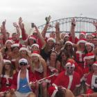Santa Pub Crawl Sydney 2012